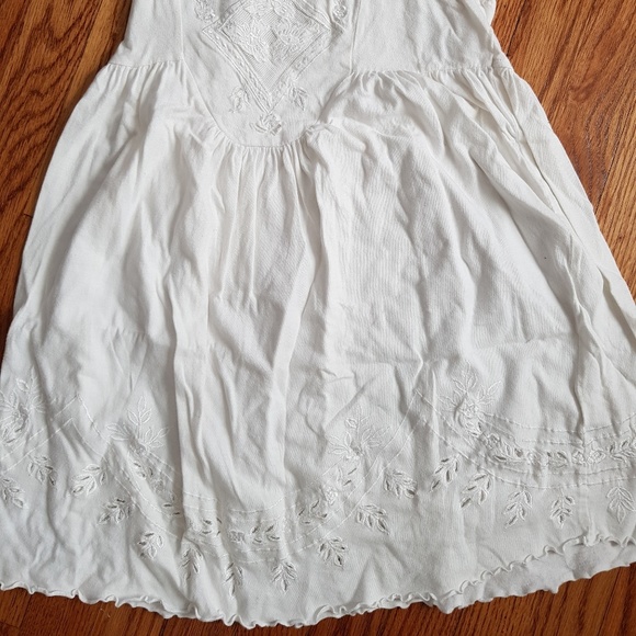 Top - Picture 2 of 4